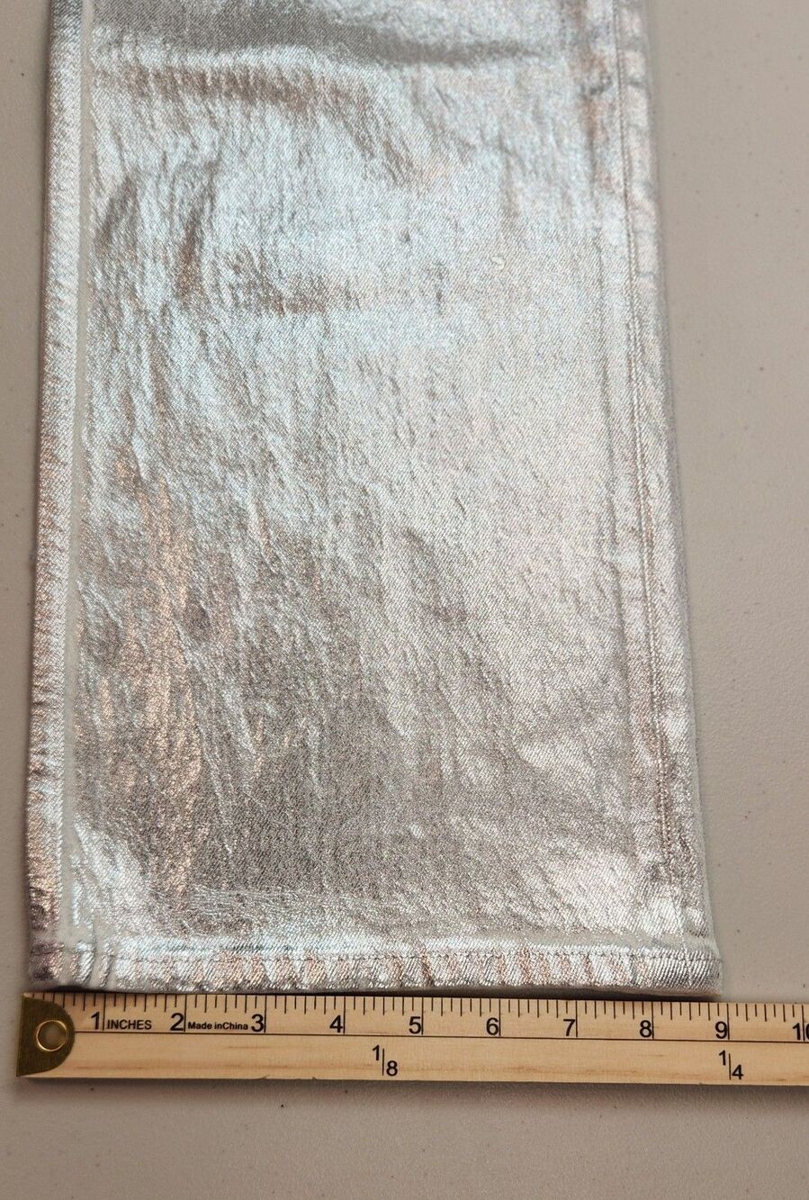 Abercrombie & Fitch 90s Relaxed High Rise Jeans Womens 24 00R Silver Metallic - Picture 8 of 14